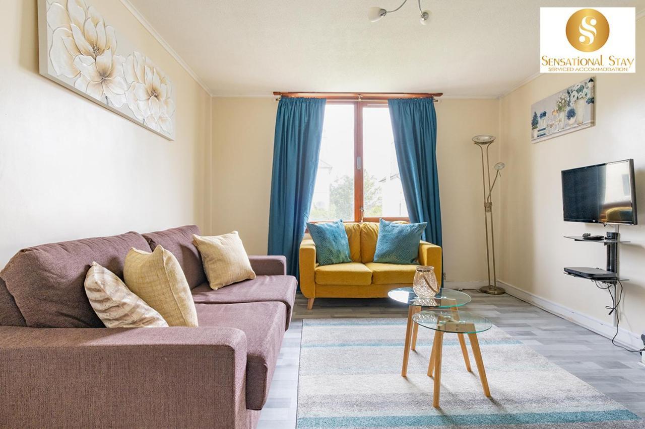 Sensational Stay Short Lets & Serviced Accommodation 2 Bedroom Apartment Aberdeen, Middlefield Place Екстериор снимка