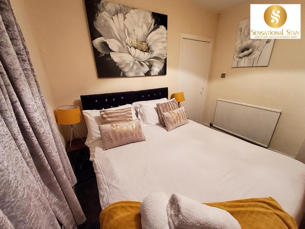Sensational Stay Short Lets & Serviced Accommodation 2 Bedroom Apartment Aberdeen, Middlefield Place Екстериор снимка