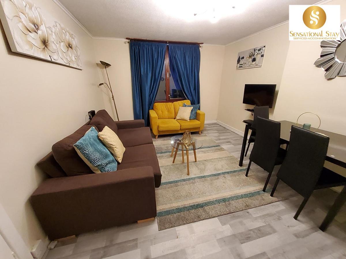 Sensational Stay Short Lets & Serviced Accommodation 2 Bedroom Apartment Aberdeen, Middlefield Place Екстериор снимка