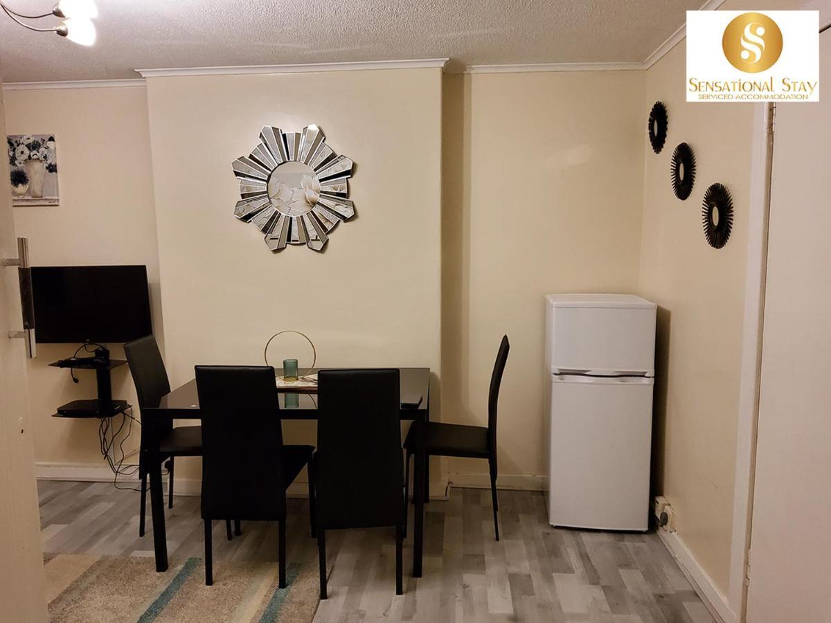 Sensational Stay Short Lets & Serviced Accommodation 2 Bedroom Apartment Aberdeen, Middlefield Place Екстериор снимка